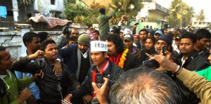 कडा सुरक्षाका बीच राउतको कार्यक्रम सम्पन्न, राउतलाई पक्राउ गर्ने प्रहरीको योजना बिफल (फोटो फिचरसमेत)