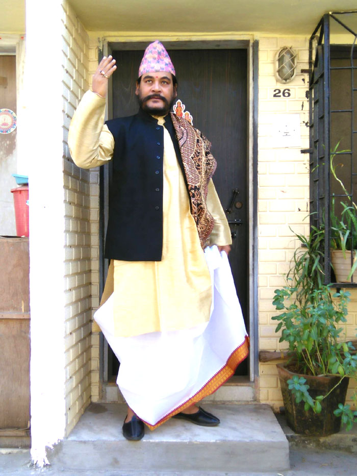 हम सब छी बहुभाषी यौ