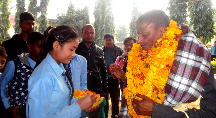प्रअ दासको एक समारोहका बीच विदाई