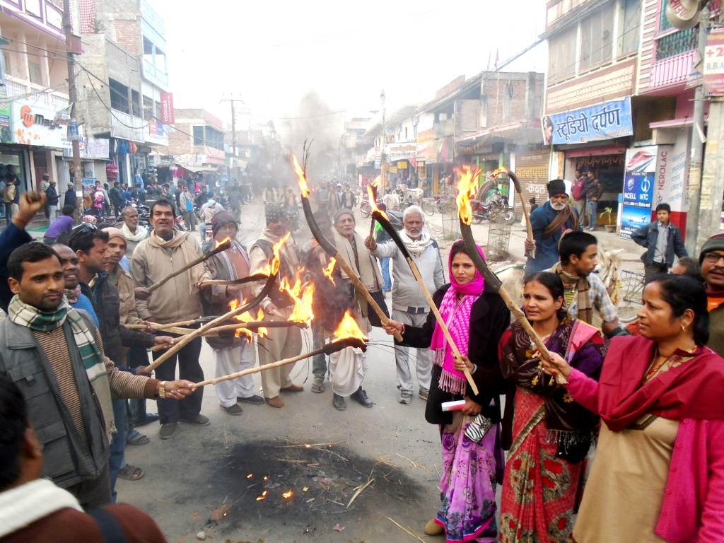 मधेसका बुद्घिजीवी भन्छन्: संशोधनबेगरको चुनावले द्वन्द्व