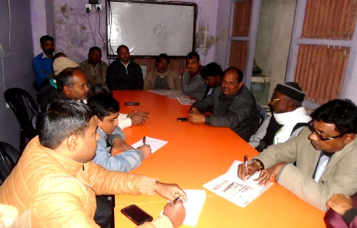 पक्राउ परेका व्यक्ति निर्दोष रहेको स्थानीयको दावी