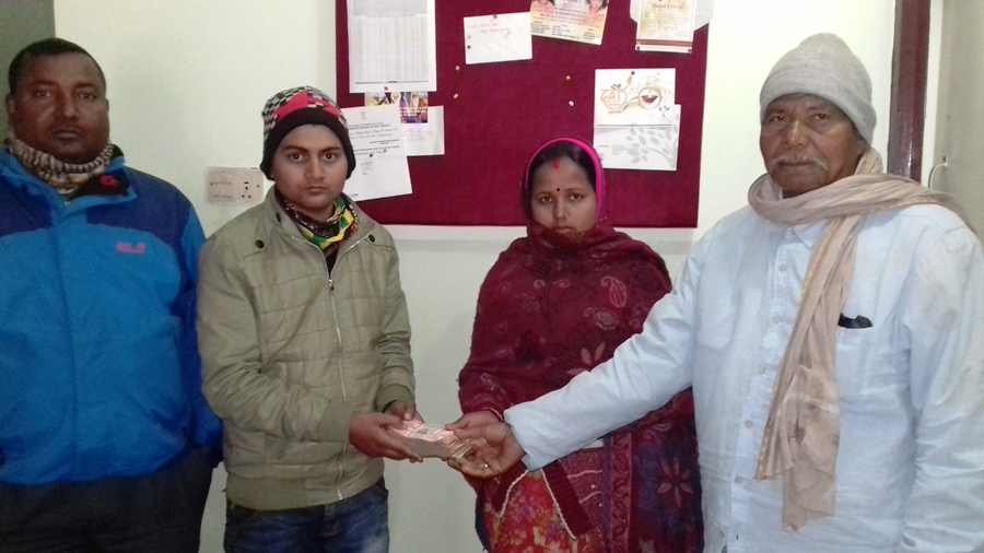 आन्दोलनका घाइते पटेललाई सहयोग