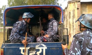 स्वतन्त्र मधेश गठबन्धनका तीन पक्राउ, भारदहमा प्रदर्शन