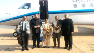 भारतीय विदेशमन्त्री स्वराजसहितको टोली काठमाण्डौमा
