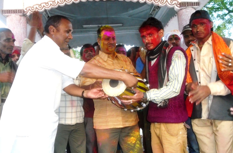 मैथिली साहित्य परिषद्द्वारा राजविराजमा होरी मिलन समारोह