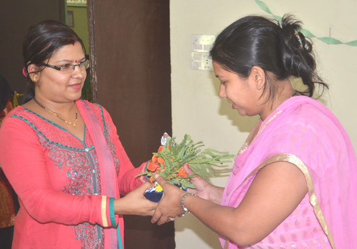 एमएन नर्सिङ्गका विद्यार्थीहरुको विदाइ तथा स्वागत