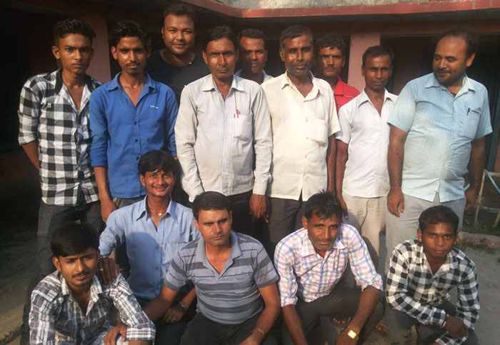 पत्रिका वितरकहरुद्वारा सुविधा माग