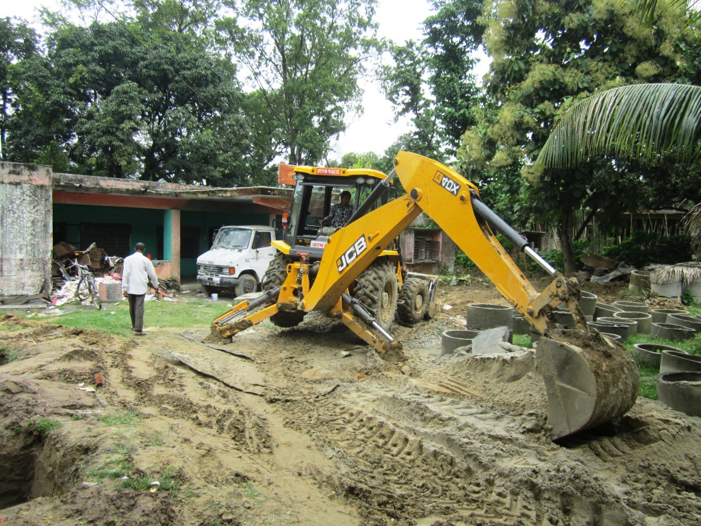 अतिथि गृहमा ग्यारेज निर्माण कार्य रोक्न नगरपालिकालाई अदालतको आदेश