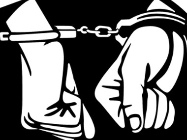 लेनदेन मुद्दामा एक वर्ष कैद भएकी फरार महिला पक्राउ