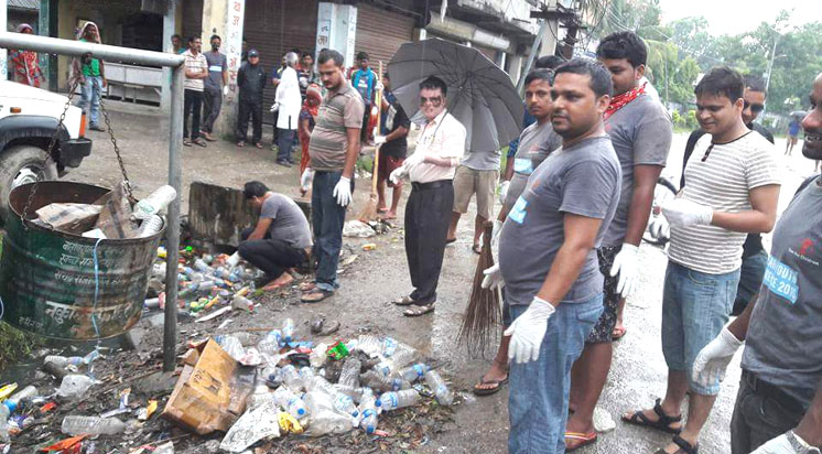 सप्तरीको तीन स्थानमा युवाहरुद्वारा सरसफाई