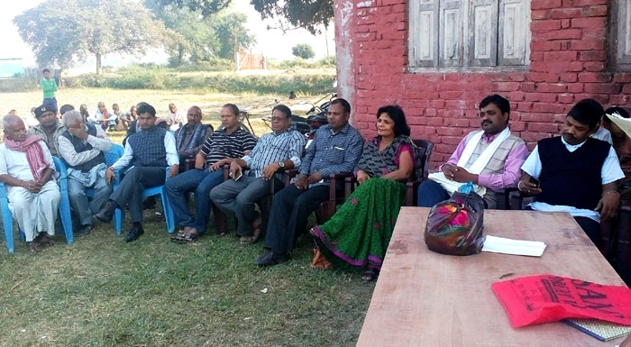 विभिन्न पार्टी परित्याग गरी सयौंको सङ्ख्यामा फोरम नेपालमा प्रवेश