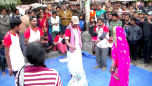 दहेज प्रथा र वाल विवाह विरुद्ध राजविराजमा सडक नाटक