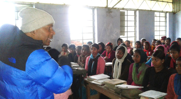 एसएलसी दिने विद्यार्थीकालागि सांसद यादवले सञ्चालनमा ल्याए कोचिङ्ग कक्षा