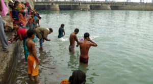 कोसी स्नान गरेर मनाईदैछ पुसी पूर्णिमा