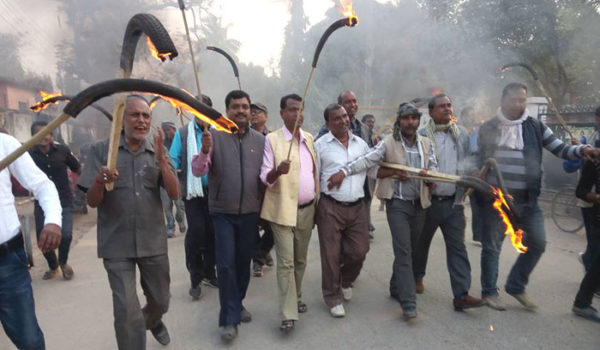 सप्तरीसहित देशैभरि मसाल जुलुस प्रदर्शन