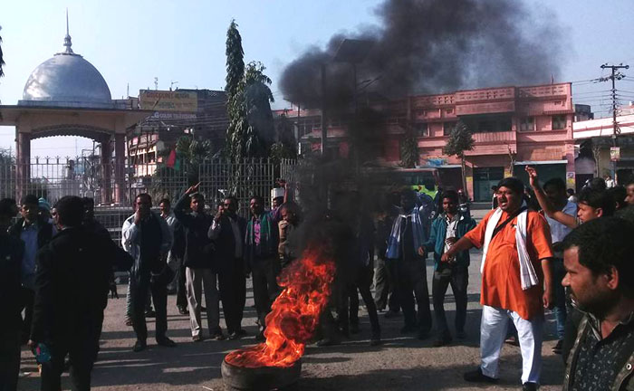 सप्तरी अपडेटः मोर्चाको बैठक सम्पन्न, सिडिओ–एसपी निलम्वनको माग, अनिश्चित हड्ताल कायम रहने