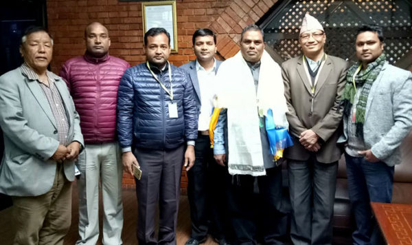 फोरम अध्यक्ष यादव भारतको बनारस प्रस्थान