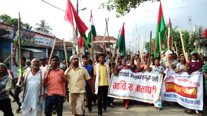 ओलीलाई लक्षित गरी सप्तरीमा फागुन २३ गते गाउँगाउँबाट लाठी जुलुस