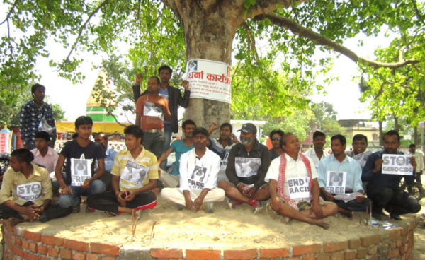 गठबन्धनद्वारा सप्तरीसहित मधेशका सिडिओ कार्यालय अगाडि  धर्ना, दर्जनौं पक्राउ