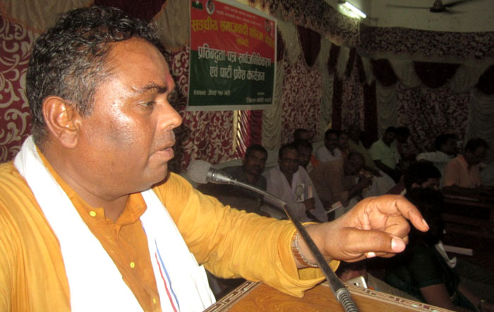 फोरम अध्यक्ष यादवले भने ‘जनताको हातमा ब्यालेट आएकोले सदुपयोग गरेर देखाऔं’