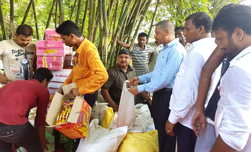 राजपा सर्लाहीद्वारा सप्तरीका पाँच सय बाढी पीडितलाई राहत