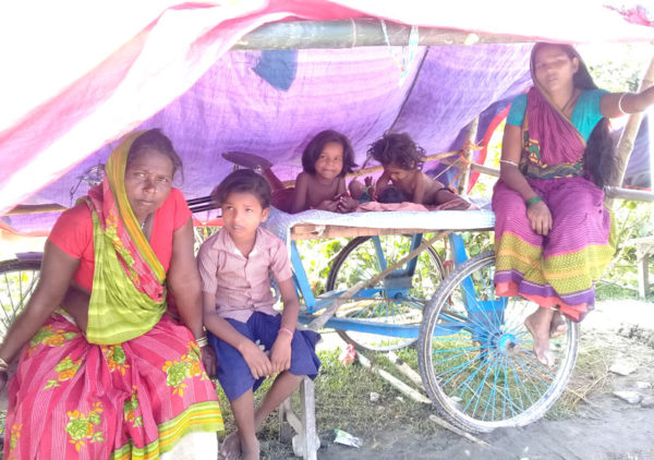 वर्षा रोकिए पनि बाढी पीडितको कम भएन पीडा