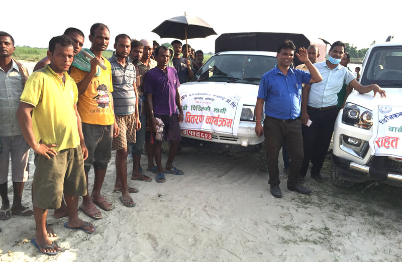 डिजिकनद्वारा मैनाकडेरीका बाढीपीडितलाई राहत