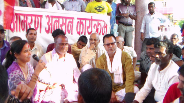 स्वतन्त्र उम्मेदवारी घोषणा गर्दै आमरण अनसन स्थगित
