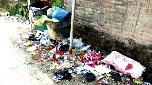 चाडपर्वमा पनि राजविराज नगरपालिकामा फोहोर कायमै
