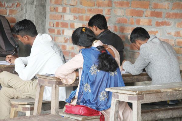 मावि खुरहुरियाको शिक्षक छनौटमा धाँधली भएको आरोप
