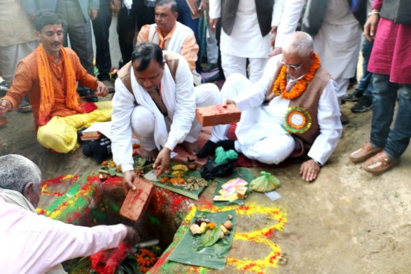 स्वच्छता अभियान अन्तर्गत पोखरी सौन्दर्यीकरणको शिलान्यास
