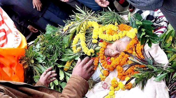 प्राध्यापक त्रिपुरारी शरणको सिमरिया घाटमा अन्त्येष्टि