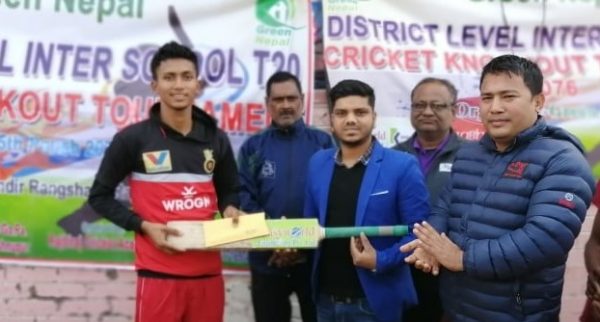 क्रिकेटर बिकलाई ईजी वल्र्डको प्रायोजन