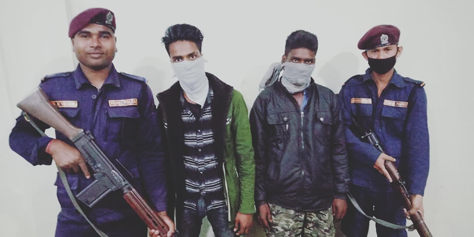 लागुऔषधसहित दुई युवक पक्राउ
