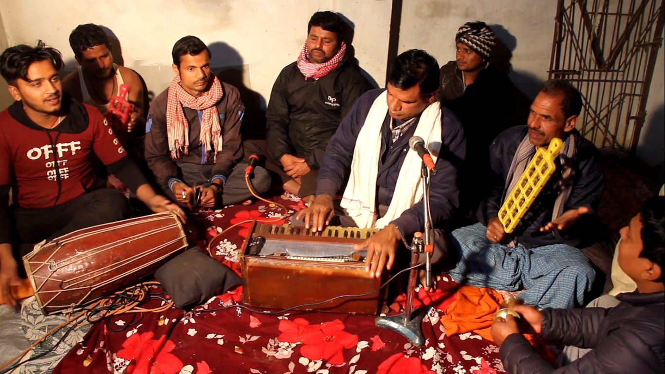 होली पर्व आएको सन्देश प्रवाह गर्न जोगिरा (भिडियो हेर्नुहोस्)
