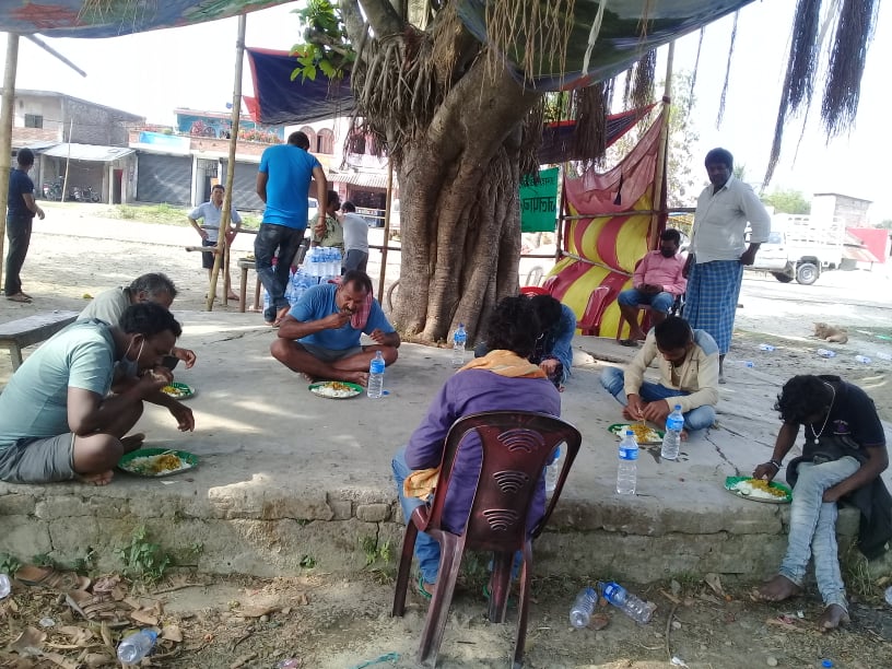 बिरेन्द्र बजारबासीद्वारा बटुवालाई जलपान र भोजन