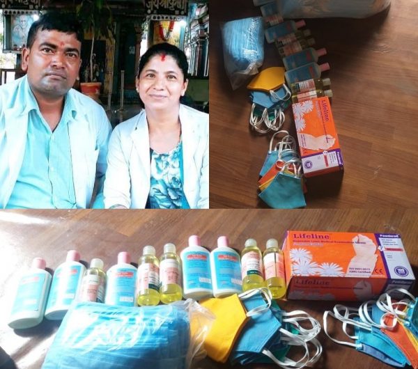 कोरोना रोकथामकालागि स्वाथ्यकर्मीद्वारा सेनिटाइजर र पञ्जा सहयोग