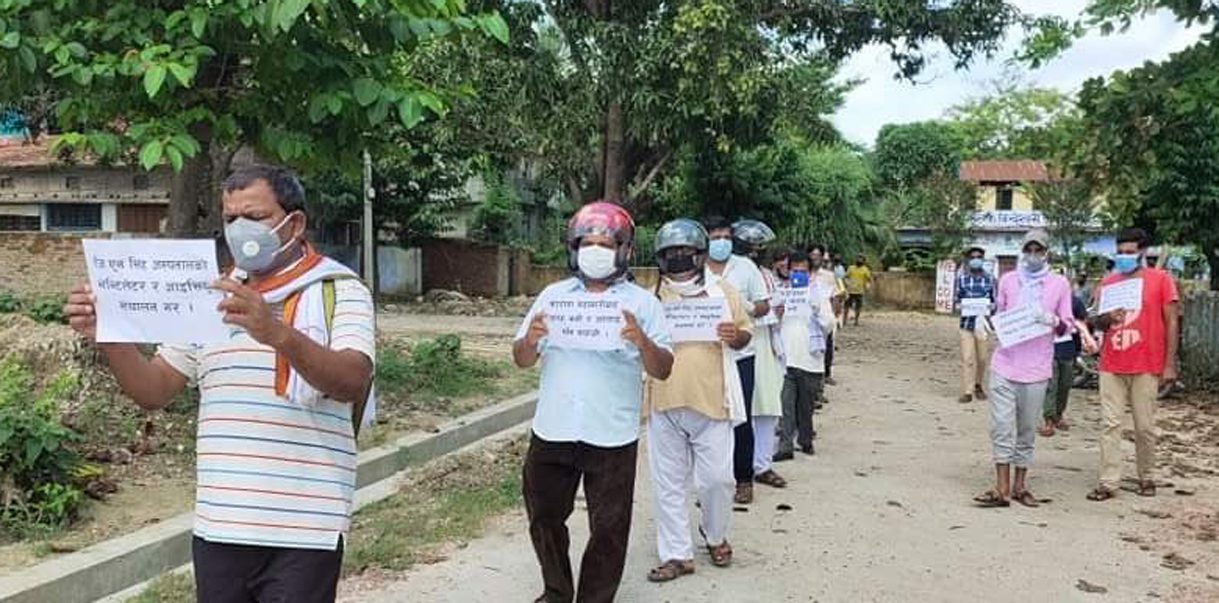 राजविराजमा मानविय समाजको पद–यात्राः कोरोना महामारी प्रति गम्भिरता खै सरकार ?