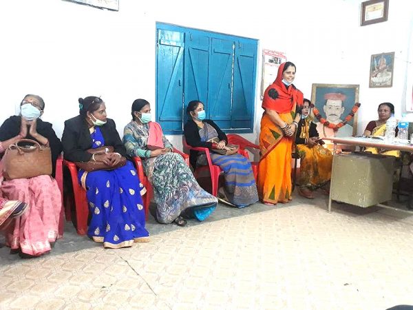 साहित्यिक गोष्ठी सम्पन्न, आज खुला निबन्ध प्रतियोगिता