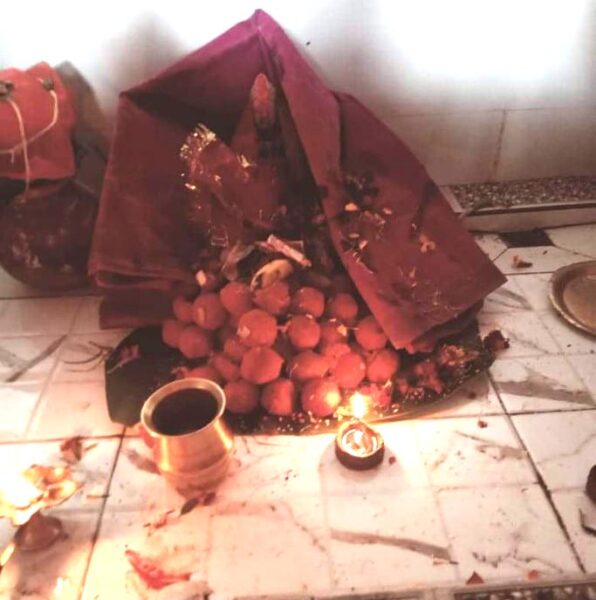 महादेवामा अंकुरी महादेव मन्दिर परिसरमा पार्वतीको मूर्ती स्थापना