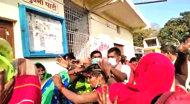 तिलाठी कोईलाडी गाउँपालिकामा दुई पक्ष बीच दोहोर झडप