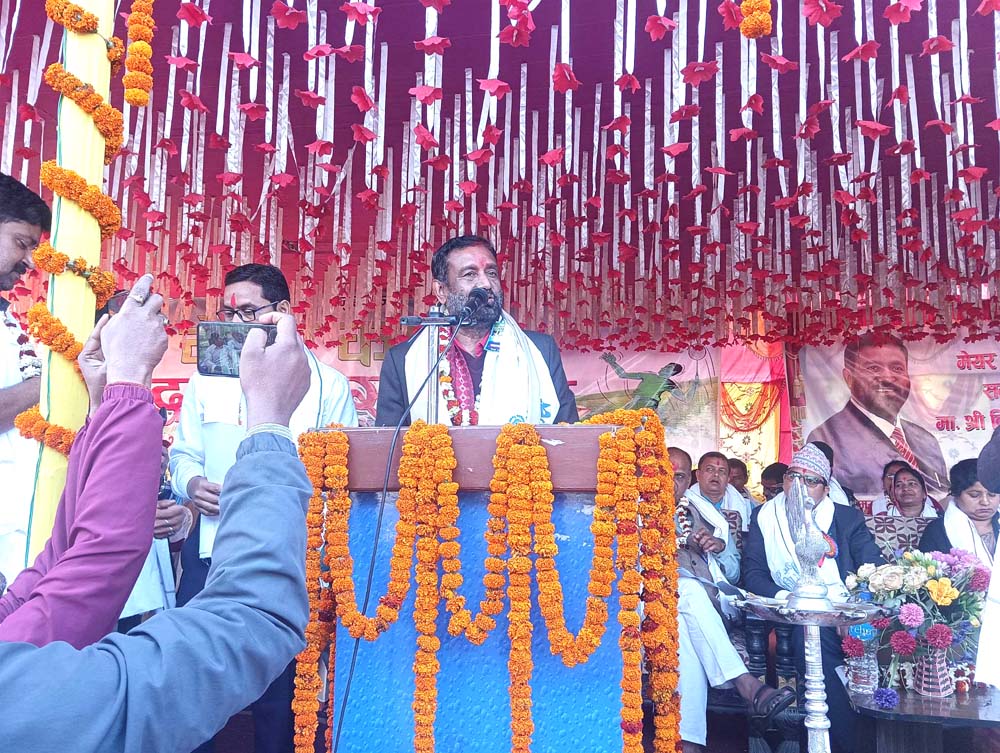 बर्तमान गठबन्धन सरकार पाँच बर्षसम्म टिक्छः निधि