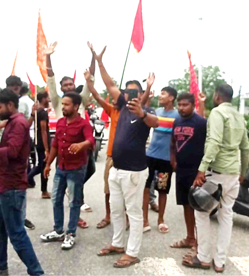 कञ्चनरुपमा हिन्दु राष्ट्र माग गर्दै मोटरसाइकल ¥याली