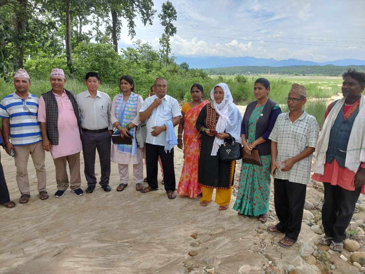 प्राकृतिक श्रोत तथा वाताबरण समितीद्वारा नदि तथा जंगल निरीक्षण