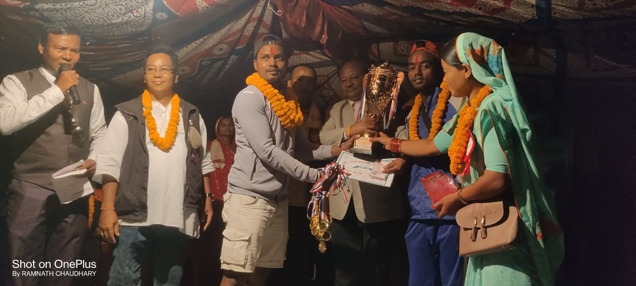 आठौं पच्चशिल्ड फुटबल प्रतियोगिताको उपाधि पडरियालाई