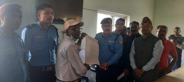 पुर्व प्रहरी संगठनले बुझाए प्रहरी महानिरीक्षकलाई ज्ञापनपत्र, आठ अर्व अनियमितताको आशंका 