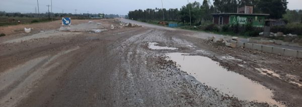 कंचनपुर- कमला सडक योजनाको निर्माण कार्य सुस्त गतिमा