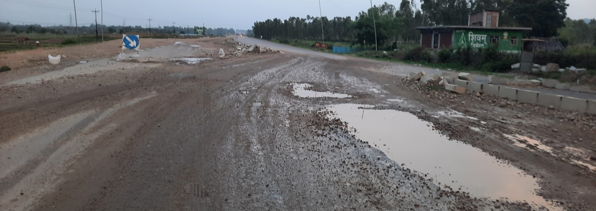 कंचनपुर- कमला सडक योजनाको निर्माण कार्य सुस्त गतिमा