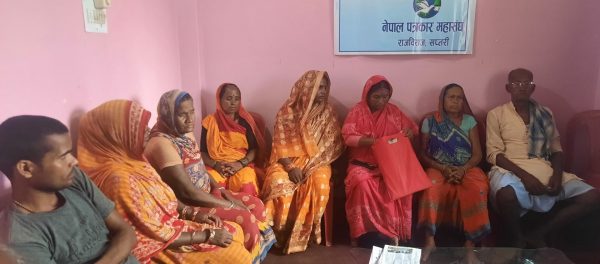 पुर्व सूचना विनै प्रहरी लगाएर घर भत्काई दिएको आरोप