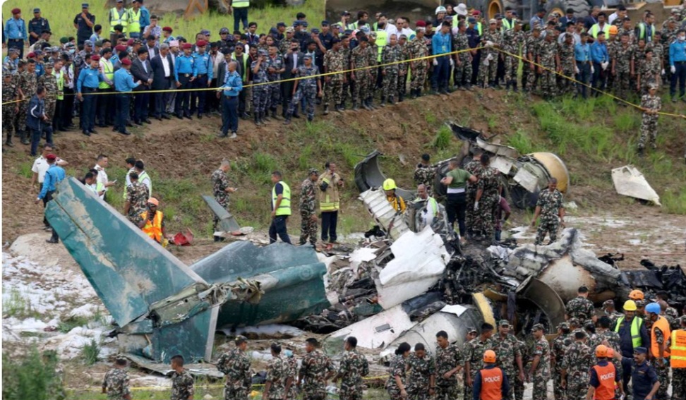सौर्य एयरलाइन्सको जहाज दुर्घटनामा परी सप्तरीका सहित १५ जनाको मृत्यु